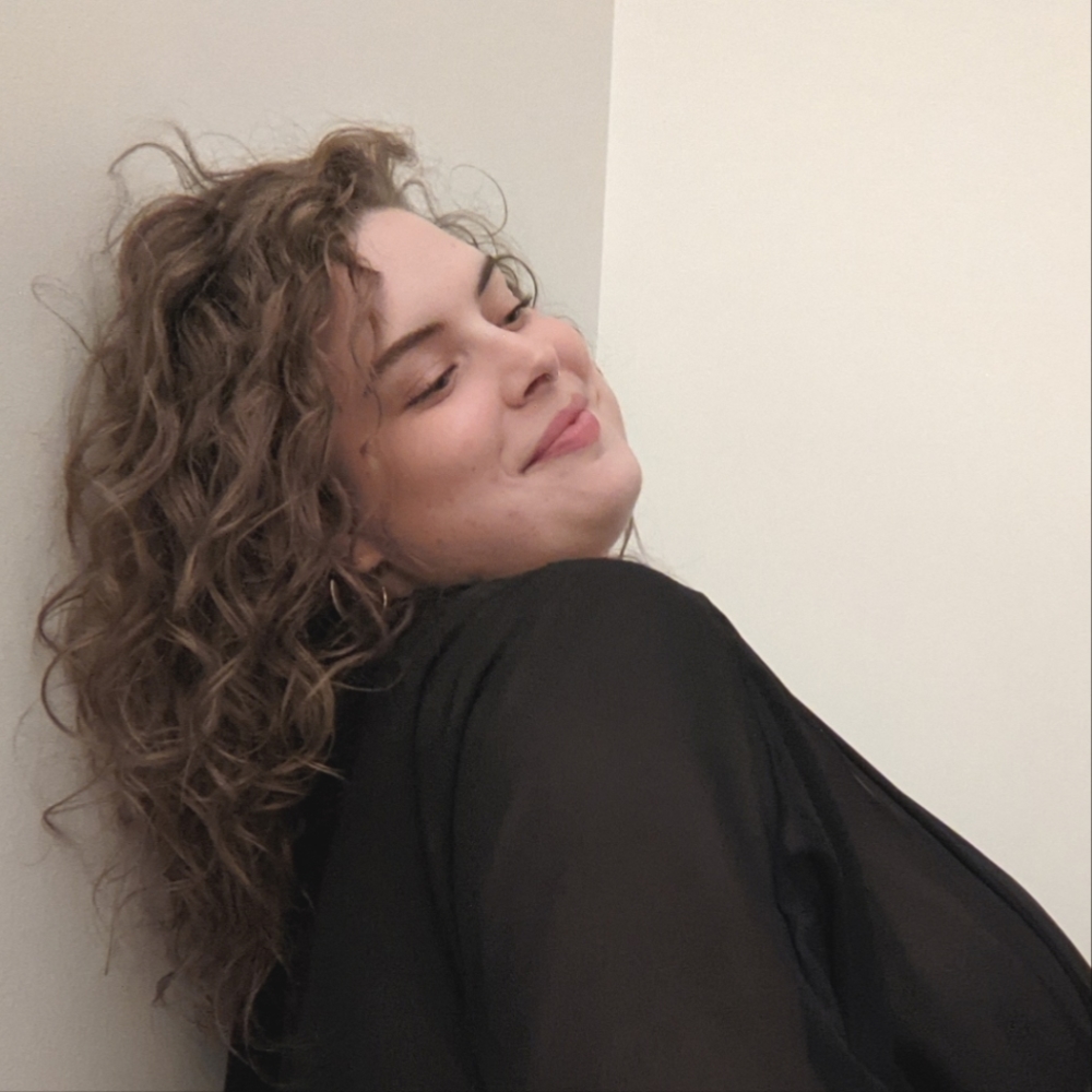 Meet your Posher, Kelly